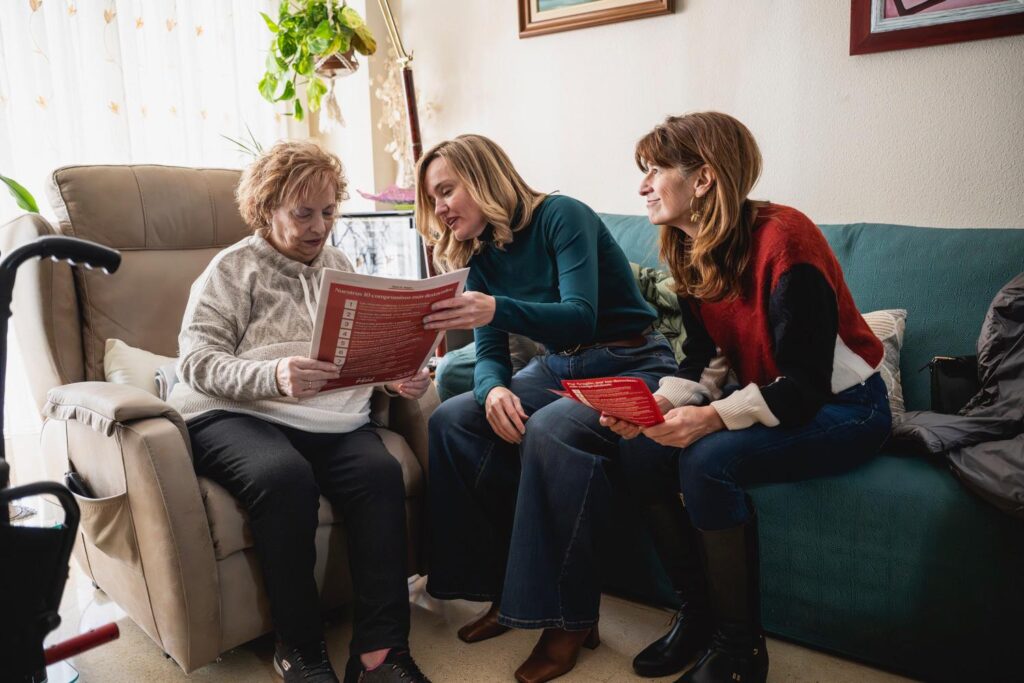 Alegría recoge puerta a puerta las inquietudes de los aragoneses y aragonesas y plantea soluciones frente a los problemas en vivienda, la sanidad o la educación