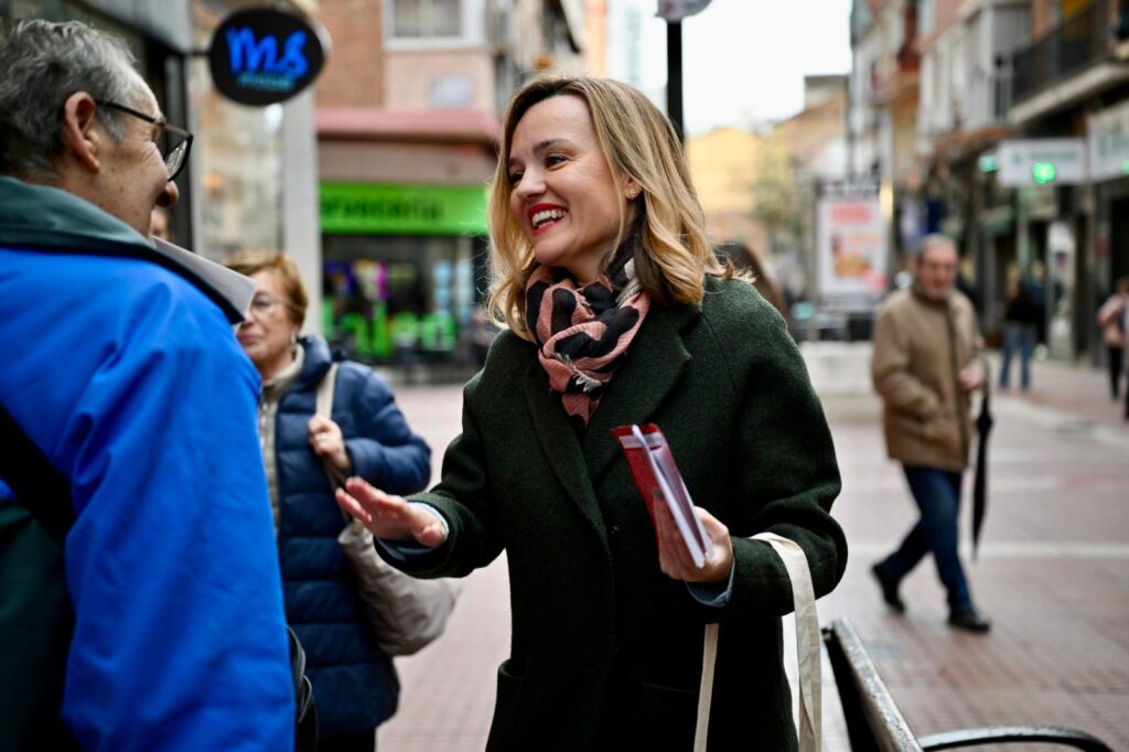 Alegría se compromete con la línea 2 del tranvía y la ampliación de la 1 para dar respuesta a las demandas de los barrios de Zaragoza